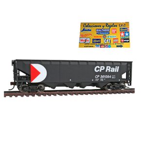 Tolva cuádruple descentrada, lista para funcionar: Canadian Pacific