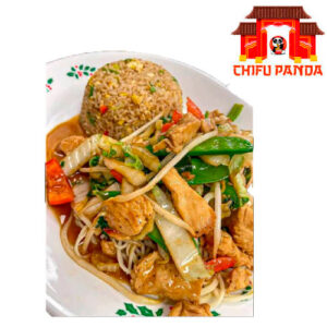 SALTADO DE POLLO CON VERDURAS Y CHAUFA