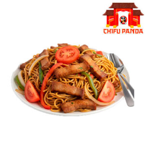 TALLARIN SALTADO CON CHANCHO ASADO Y VERDURAS